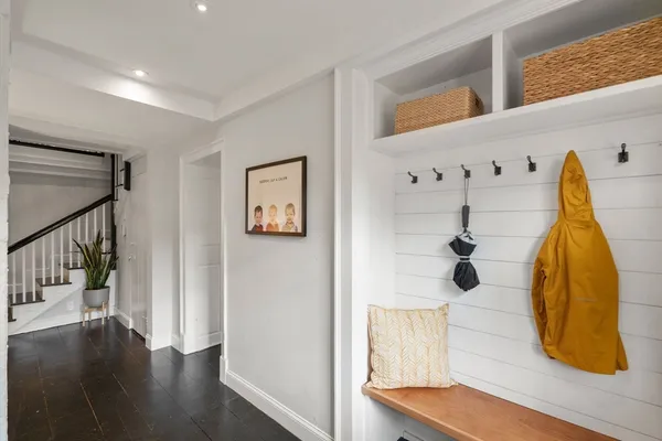 $1,895,000 | 102 Washington Street, Sherborn, MA 01770