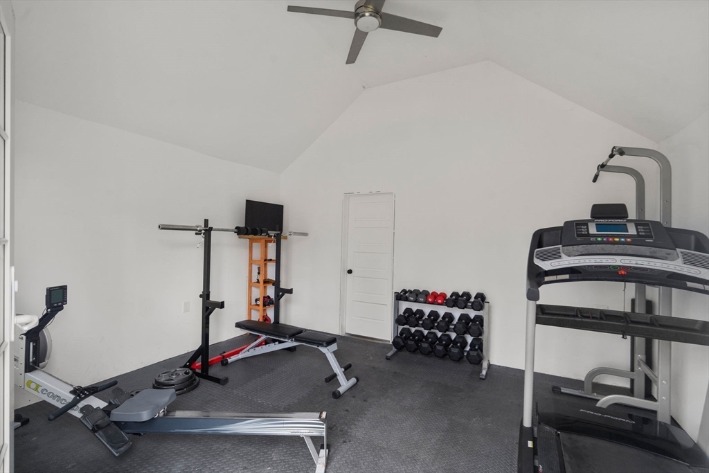 102 Washington Street Sherborn, MA 01770 - Photo 29 of 41