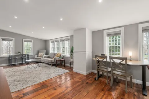 $1,895,000 | 102 Washington Street, Sherborn, MA 01770