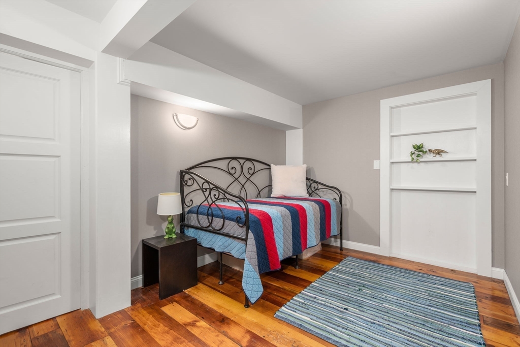 102 Washington Street Sherborn, MA 01770 - Photo 33 of 41