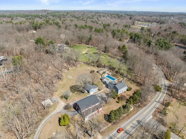 $1,895,000 | 102 Washington Street, Sherborn, MA 01770