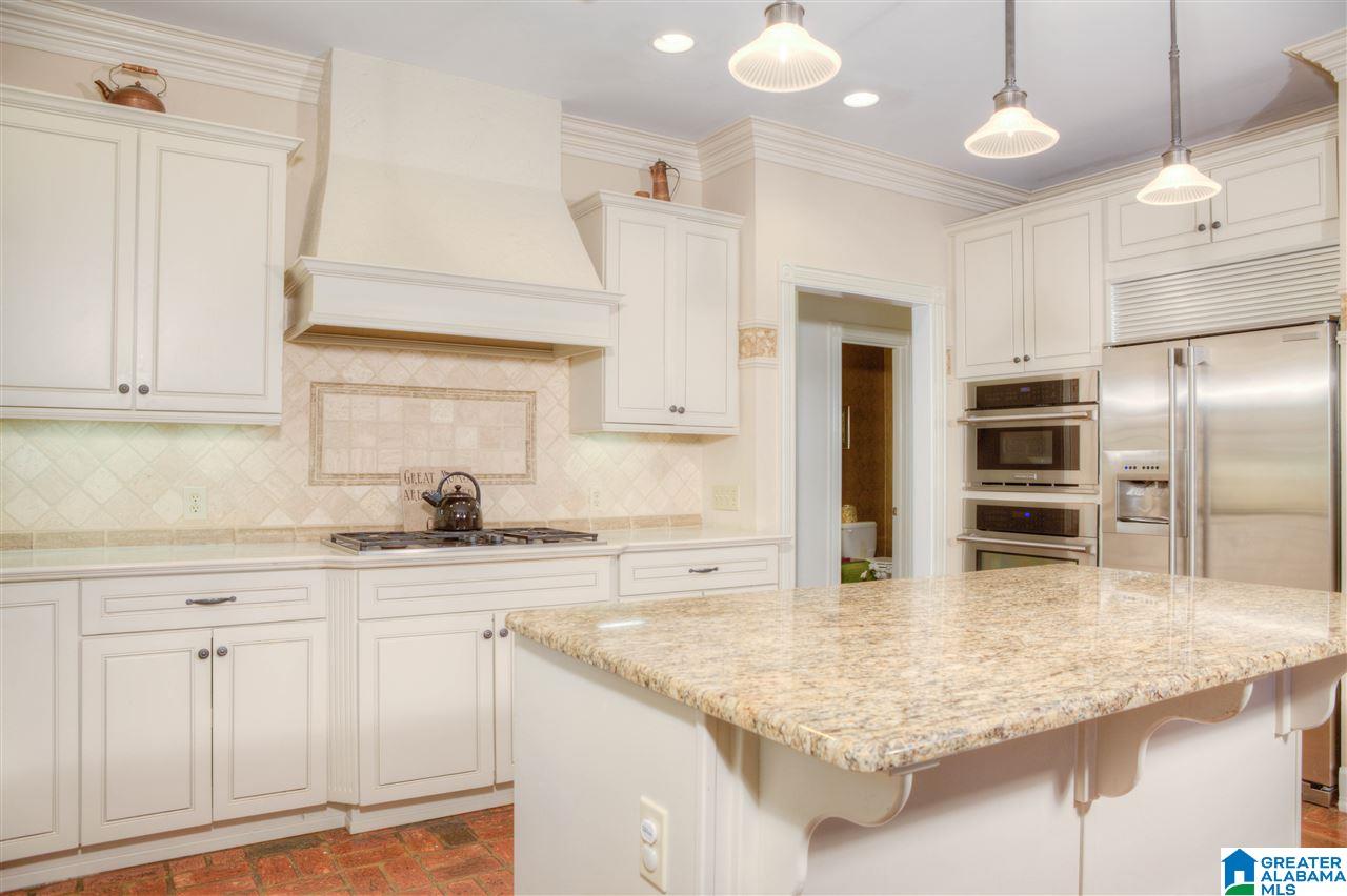 2042 Country Ridge Place Vestavia Hills, AL 35243 - Photo 18 of 46