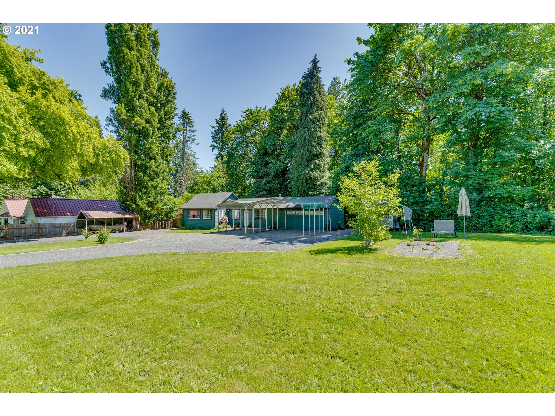 18944 Northwest Logie Trail Road Portland, OR 97231 - Photo 23 of 30