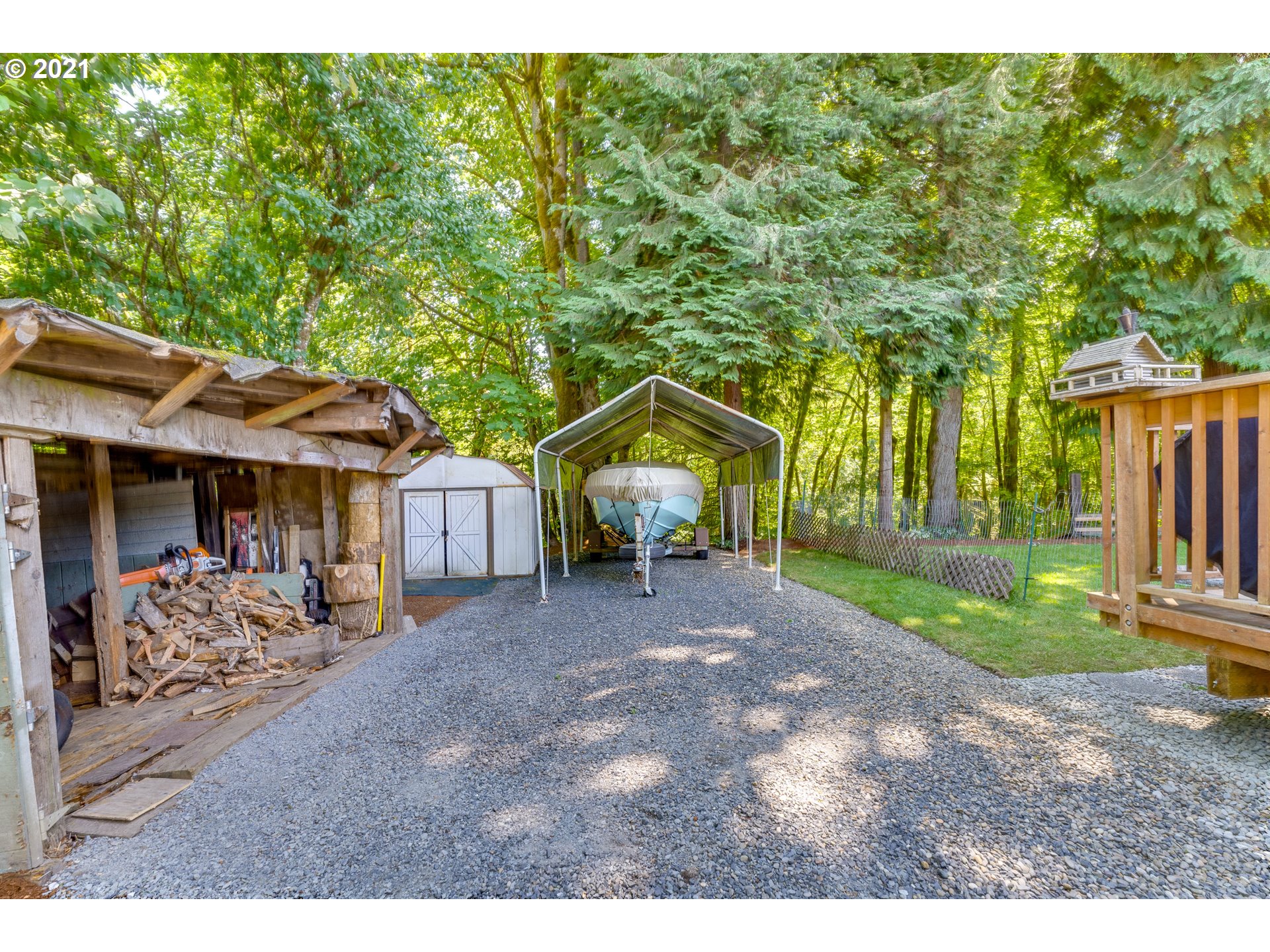 18944 Northwest Logie Trail Road Portland, OR 97231 - Photo 27 of 30