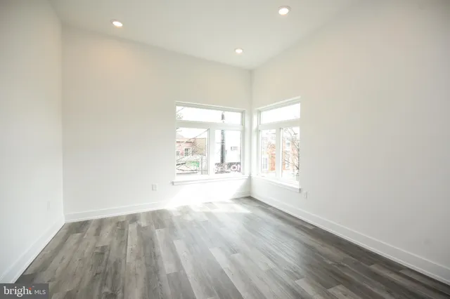 $1,725 | 6162 Ridge Avenue, Unit 203, Philadelphia, PA 19128