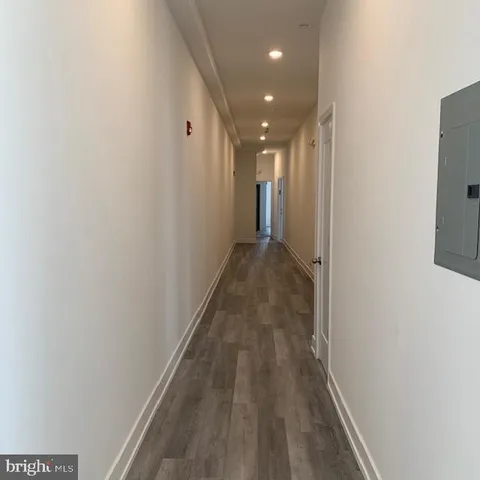 $1,725 | 6162 Ridge Avenue, Unit 203, Philadelphia, PA 19128