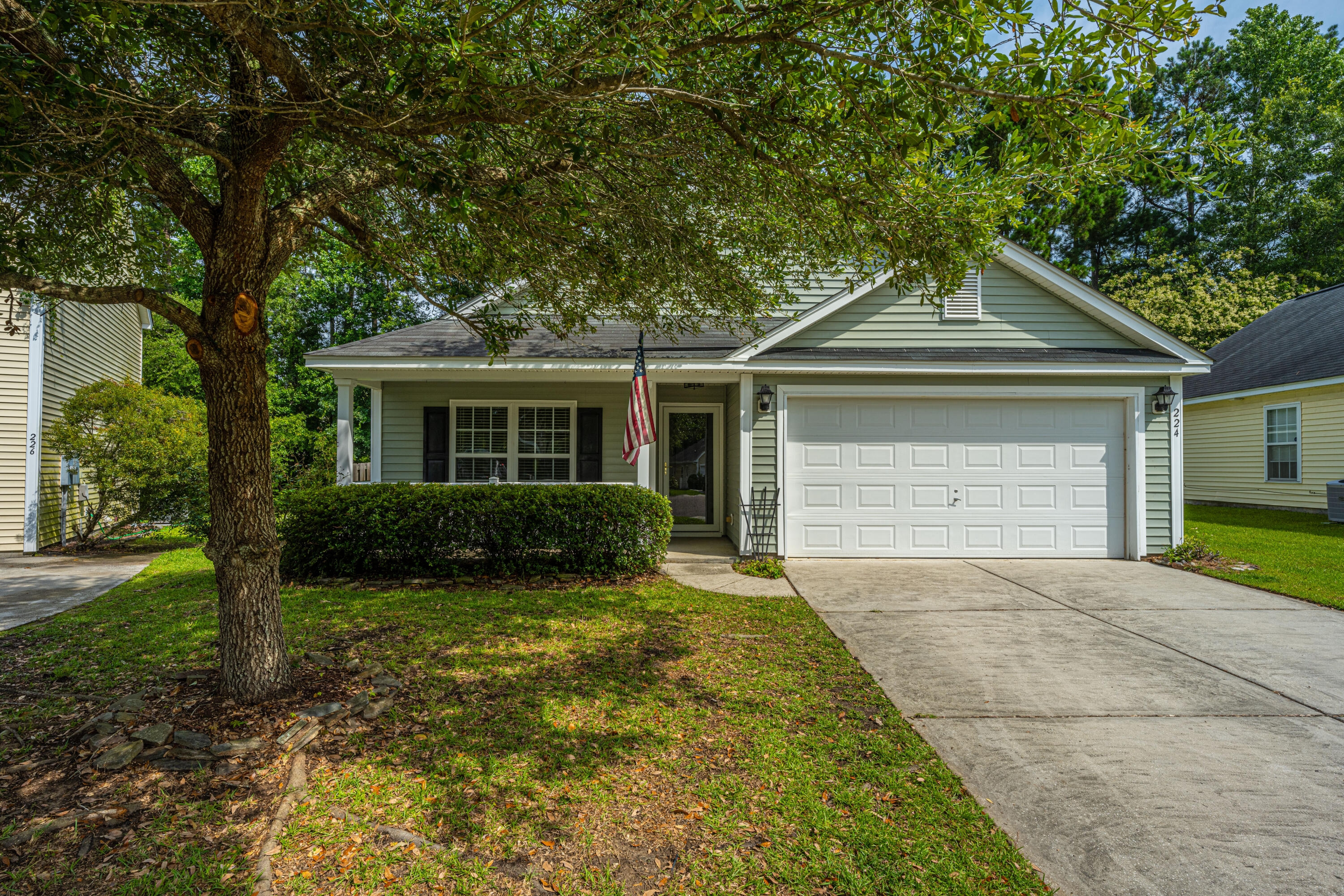 Welcome to 224 Myrtle Way