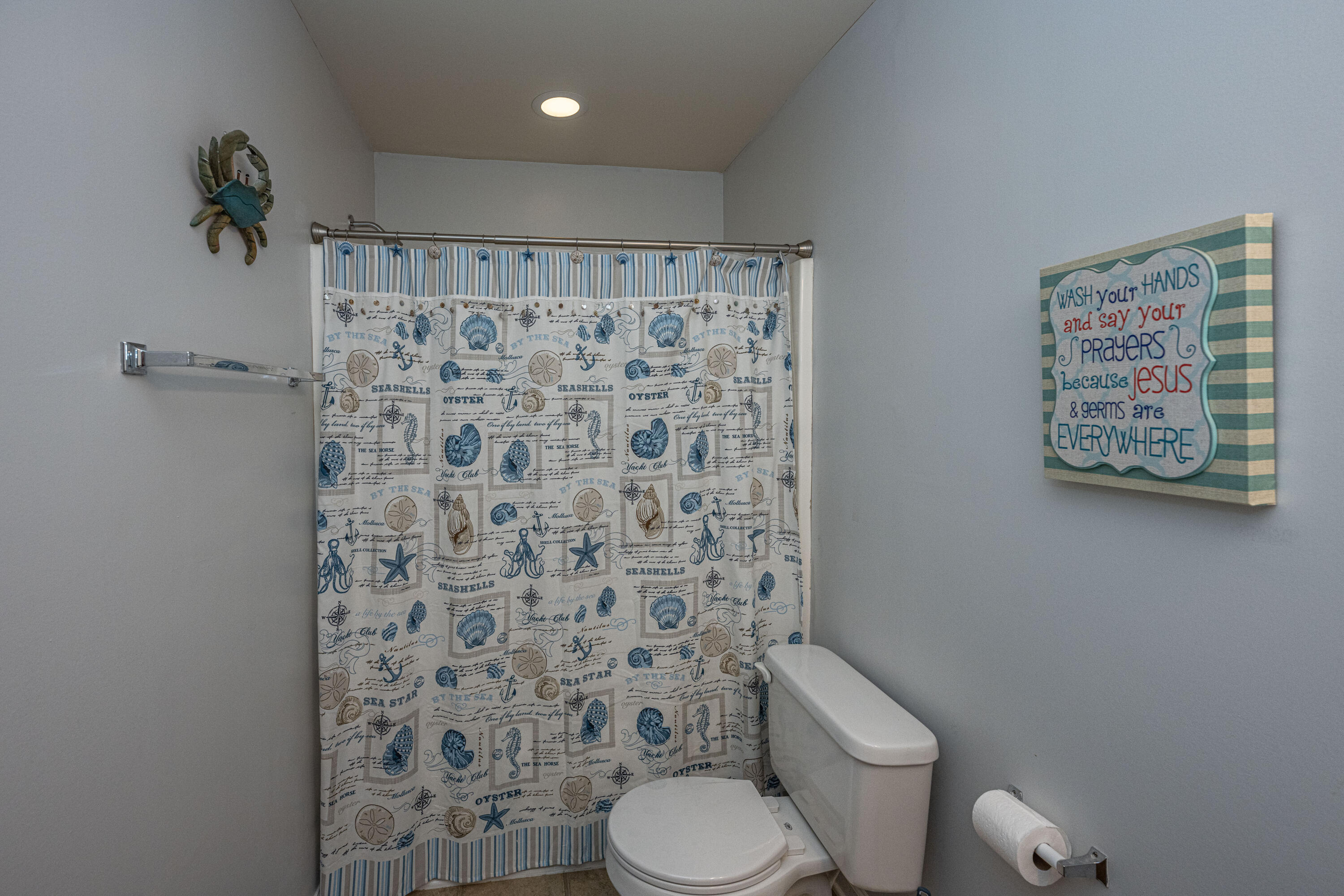 224 Myrtle Way Summerville, SC 29483 - Photo 24 of 35 Guest Full Bathroom