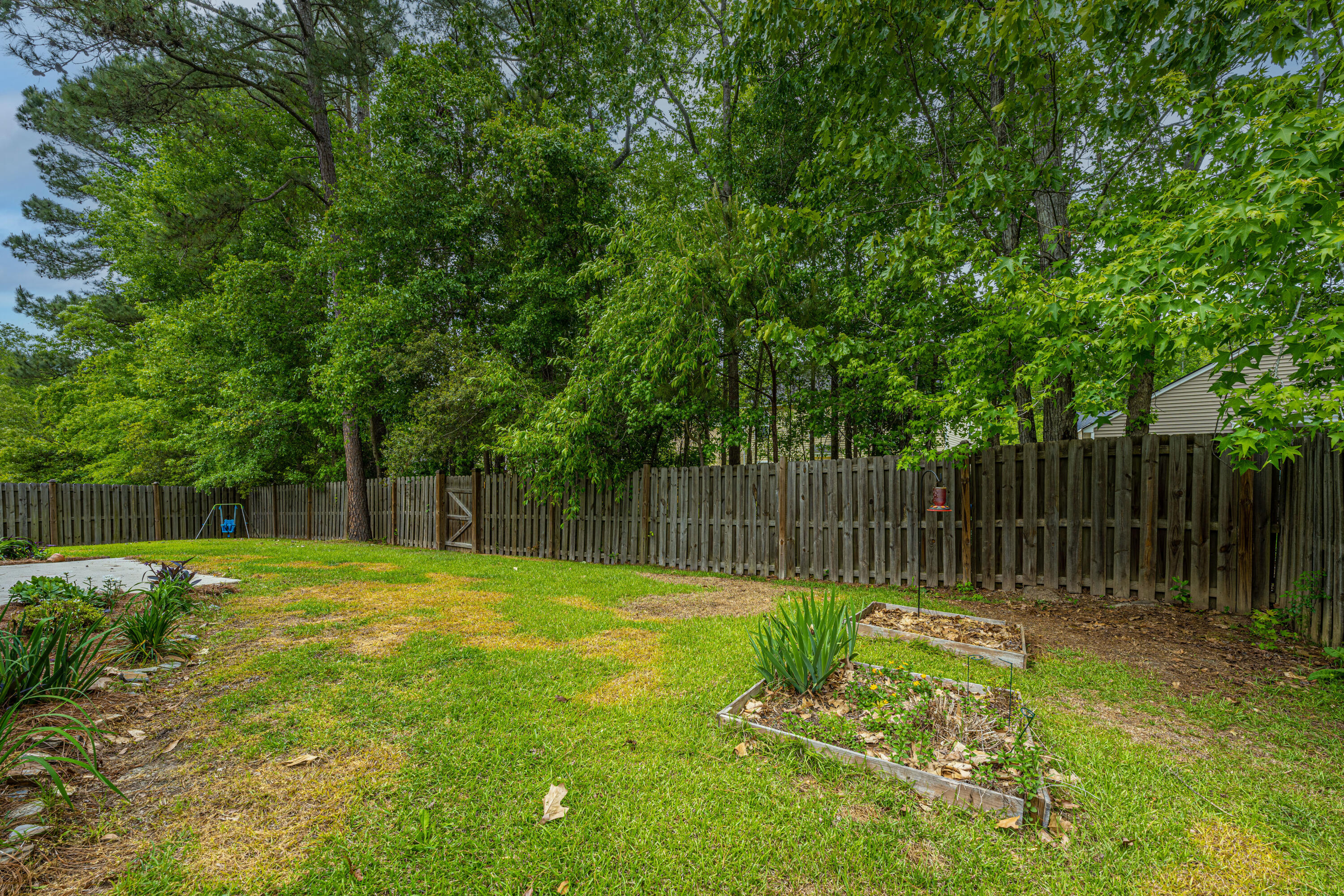 224 Myrtle Way Summerville, SC 29483 - Photo 35 of 35 Private Backyard