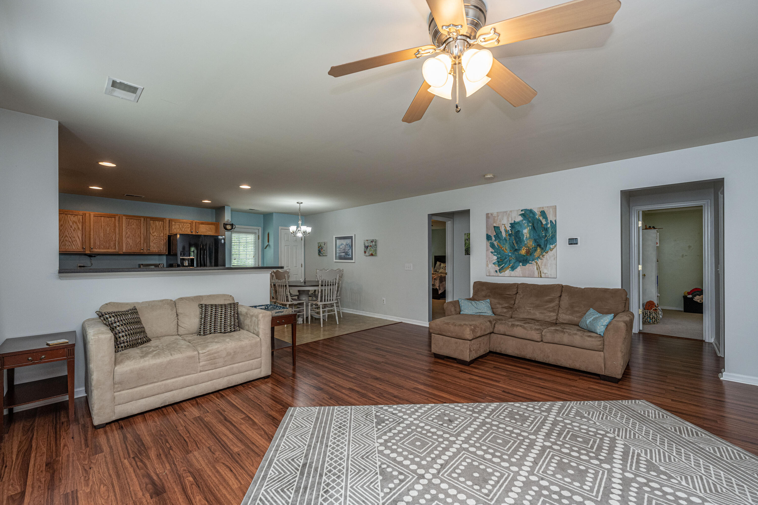 224 Myrtle Way Summerville, SC 29483 - Photo 7 of 35 Family Room
