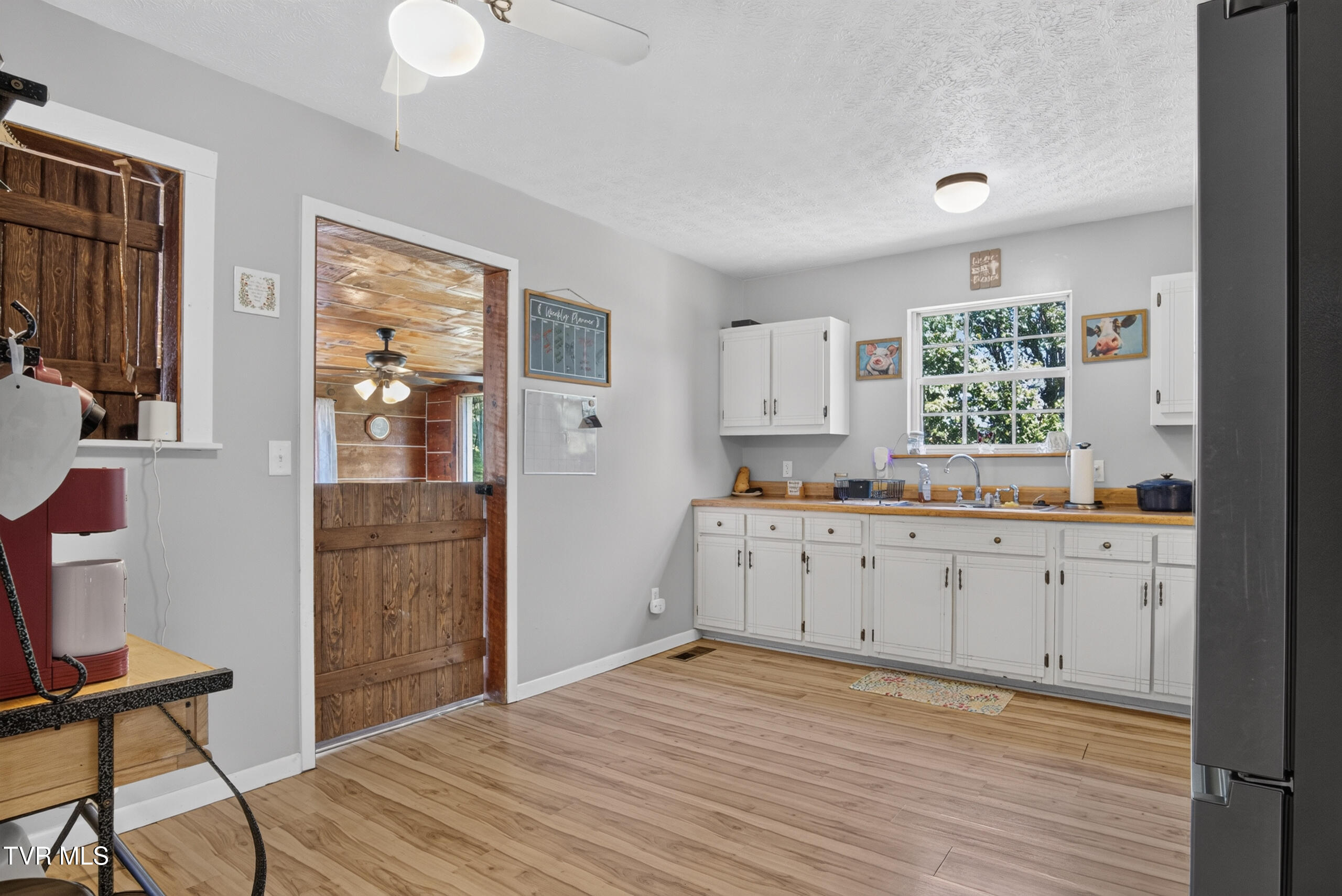 6196 Poplar Springs Road Greeneville, TN 37743 - Photo 6 of 59 DSC00741