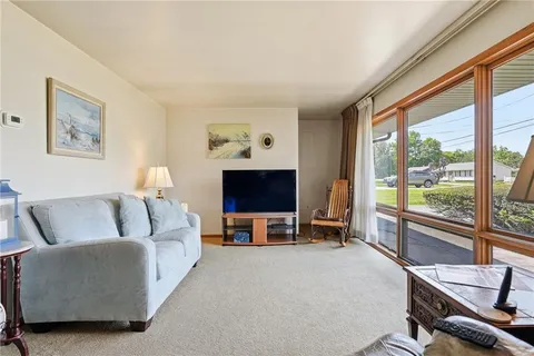 $284,900 | 505 Fannie St Extension, McDonald, PA 15057