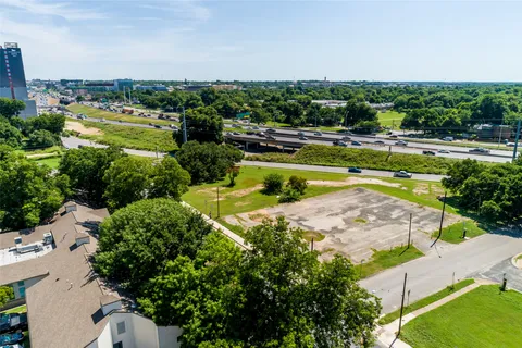 $699,000 | 48 East Avenue, Unit 1104, Austin, TX 78701