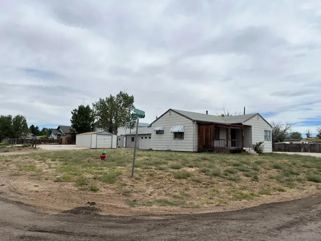$340,000 | 610 Charles Street, Douglas, WY 82633