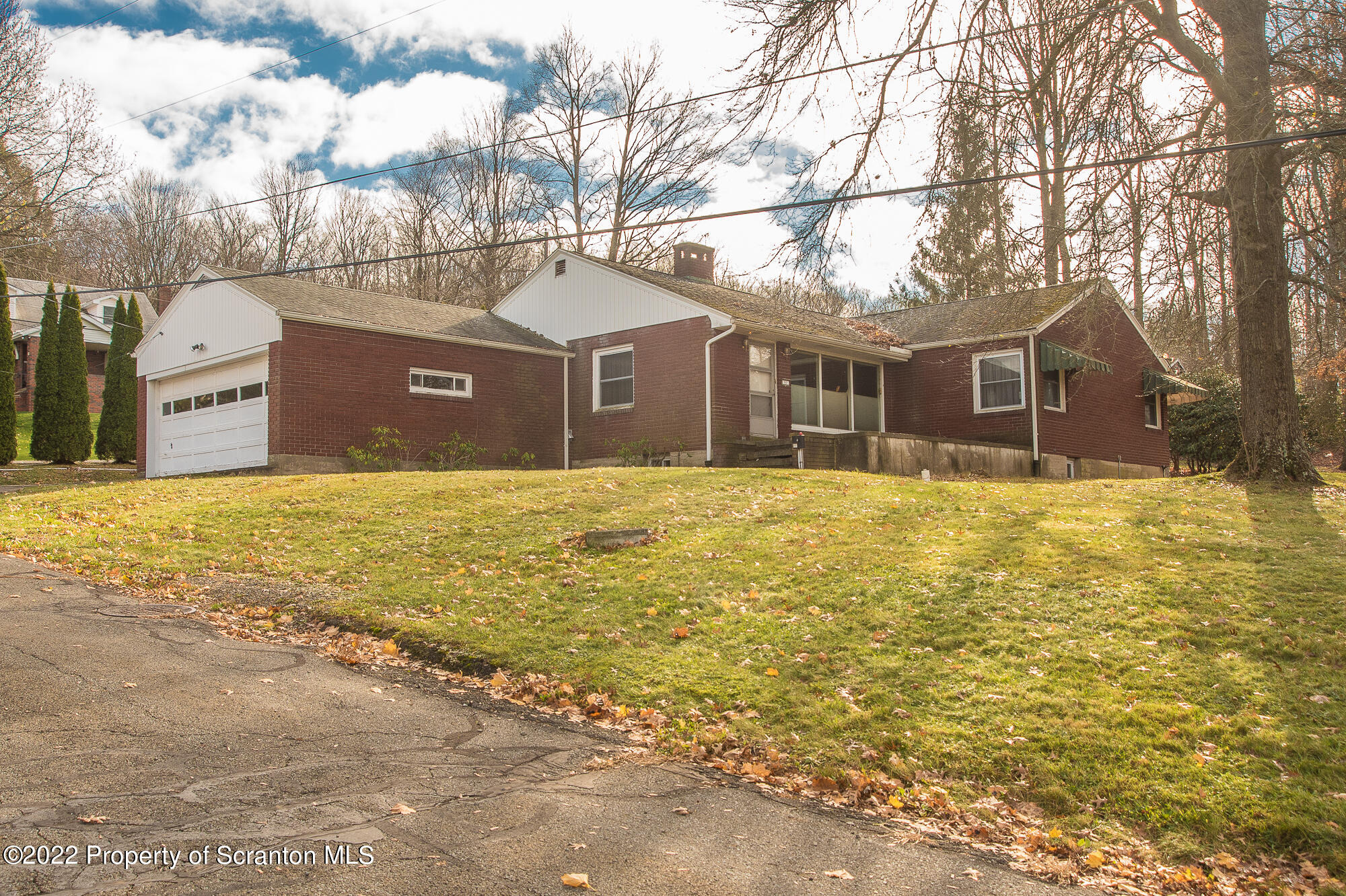 362 Maple Lake Road Moscow, PA 18444 - Photo 1 of 40
