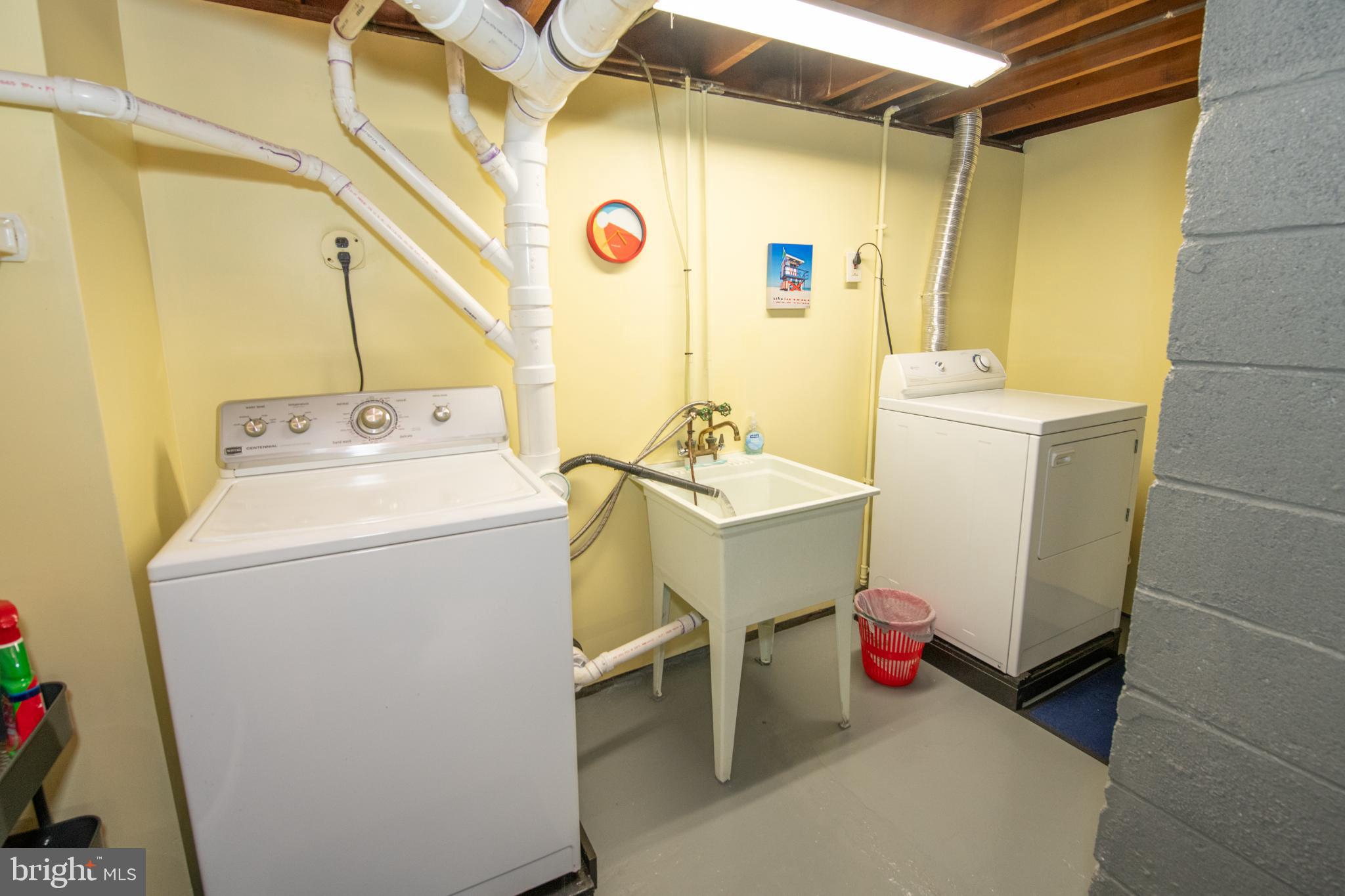 376 Newtown Road Warminster, PA 18974 - Photo 16 of 26 Bright and functional laundry space.