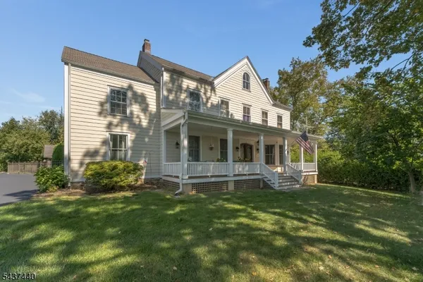 $800,000 | 106 Brunswick Avenue, Lebanon, NJ 08833