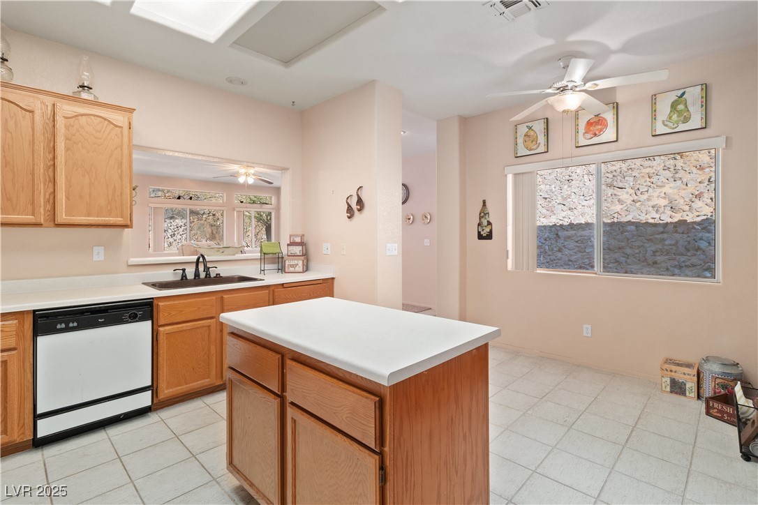 3342 Pheasant Canyon Way, Unit 1013 Laughlin, NV 89029 - Photo 21 of 74 Kitchen with light countertops, visible vents, a k