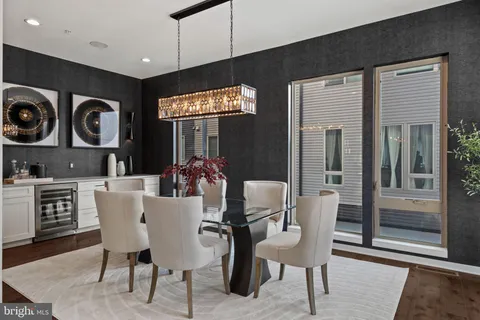 $1,249,000 | 3200 Parkview Walk, Philadelphia, PA 19125