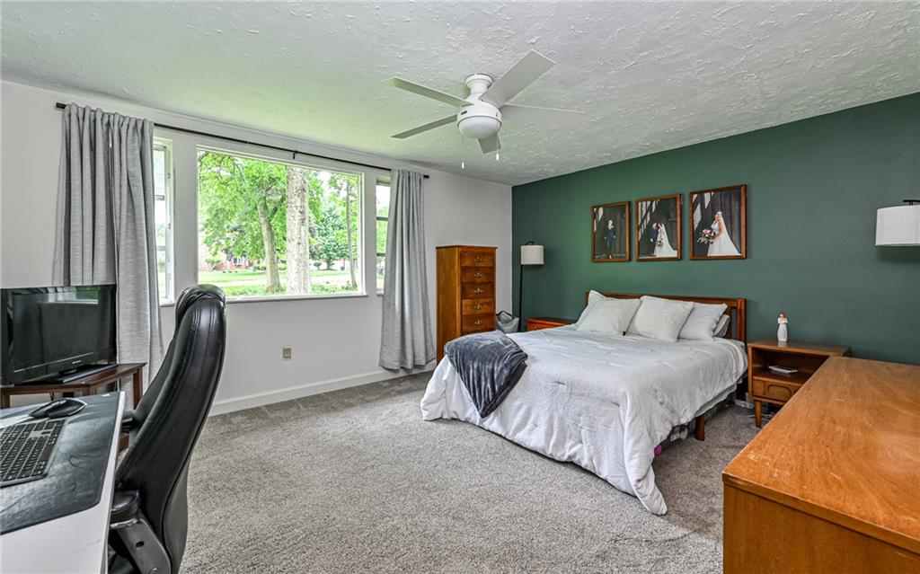 10595 Crest Road Wexford, PA 15090 - Photo 17 of 31 Gallery Image 17