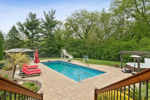 $1,650,000 | 5229 Briarcrest Lane, Long Grove, IL 60047
