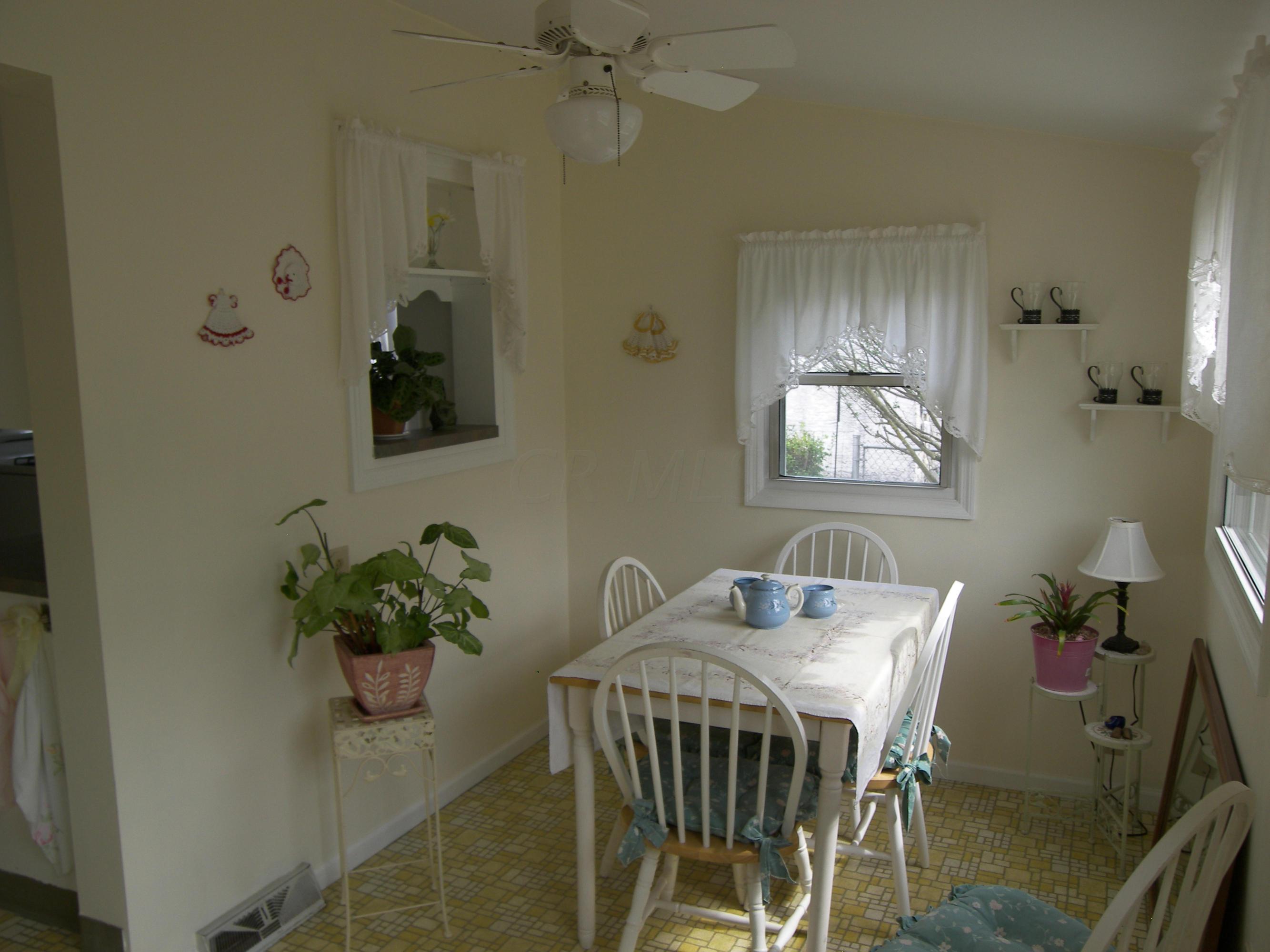 83 Demorest Road Columbus, OH 43204 - Photo 11 of 12 Gallery Image 11