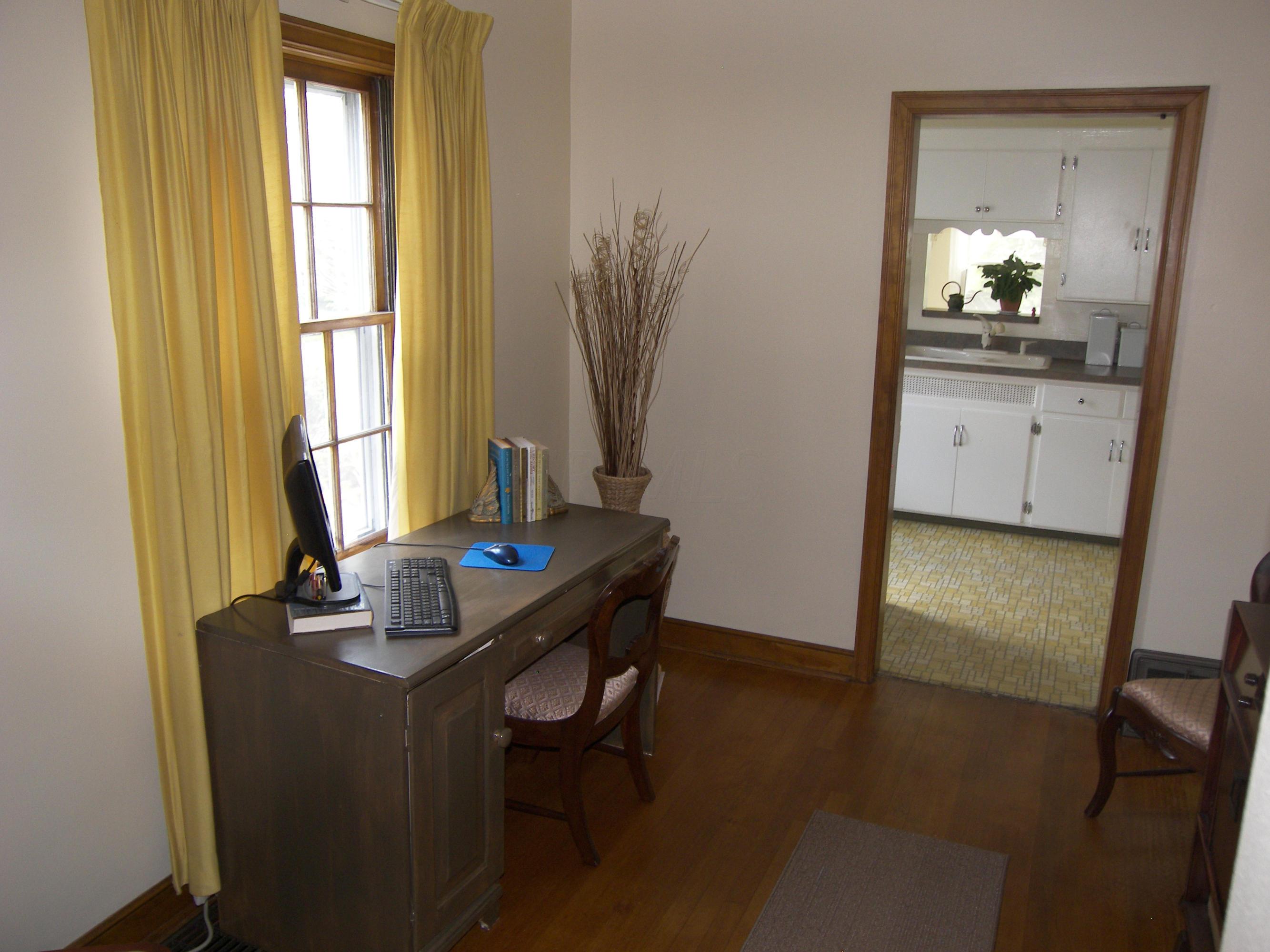 83 Demorest Road Columbus, OH 43204 - Photo 6 of 12 Gallery Image 6
