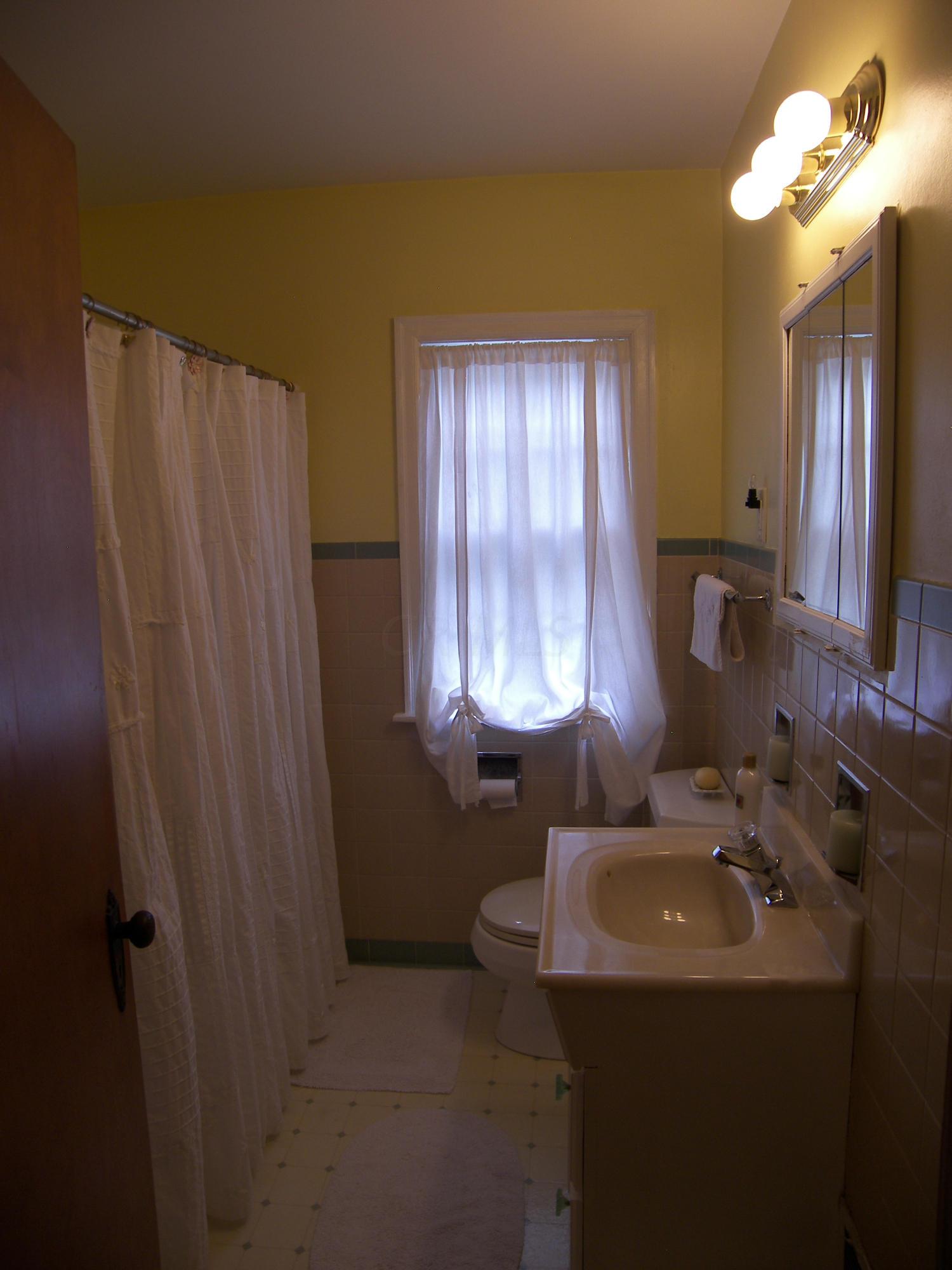 83 Demorest Road Columbus, OH 43204 - Photo 8 of 12 Gallery Image 8
