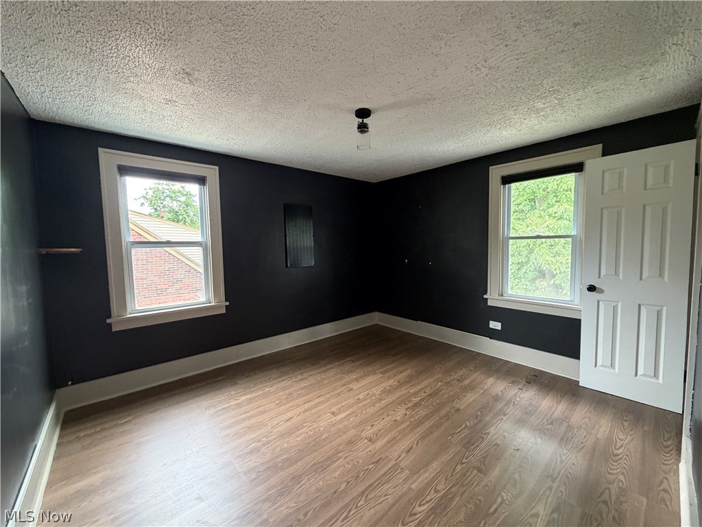 951 Roanoke Road Cleveland Heights, OH 44121 - Photo 15 of 25