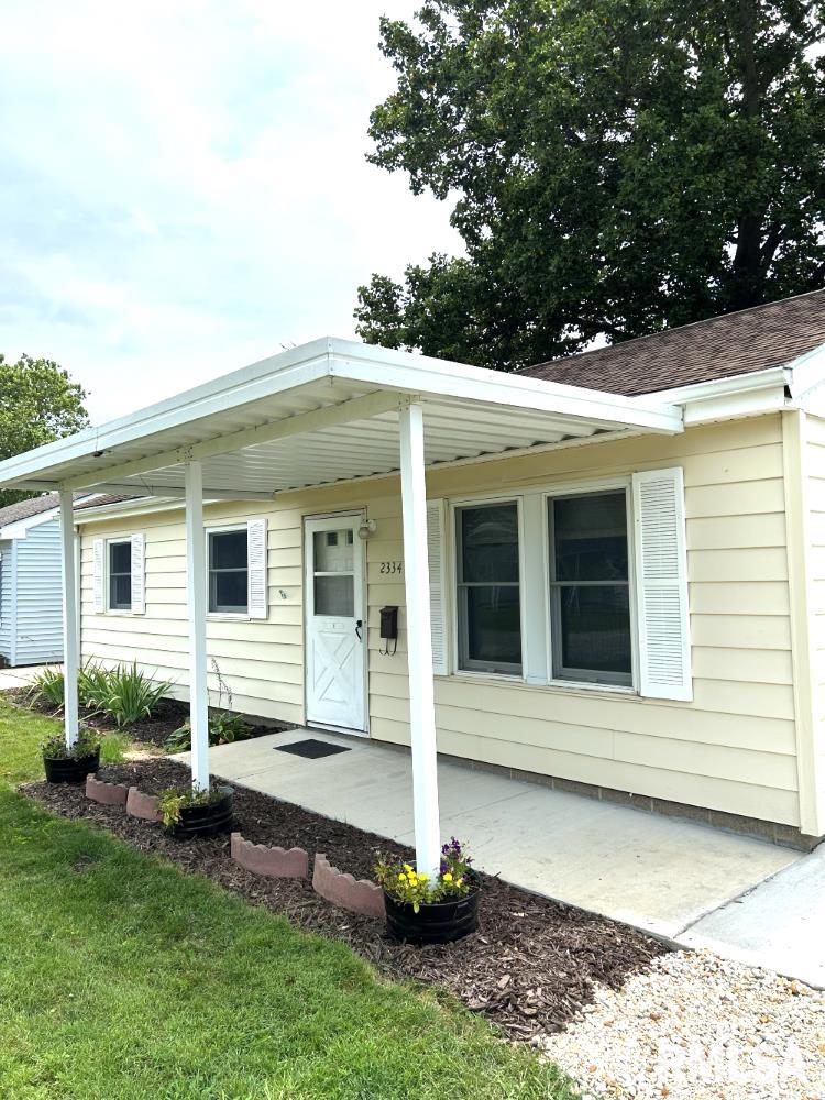 2334 Ramsey Road Springfield, IL 62702 - Photo 3 of 19