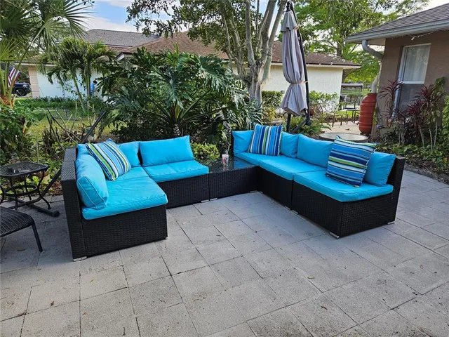 $459,900 | 3110 57th Ave Circle East, Bradenton, FL 34203