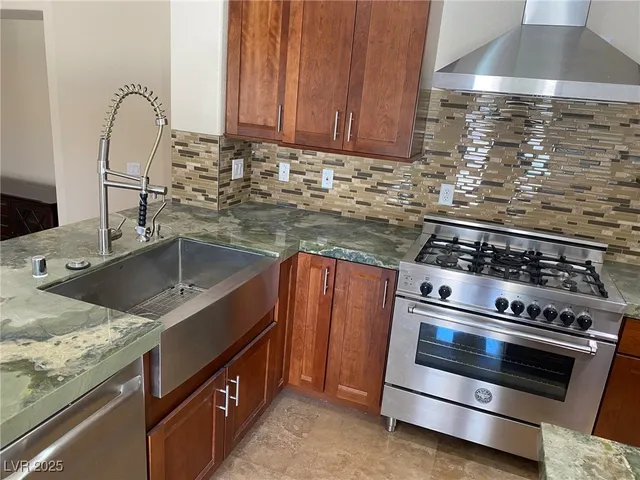 $3,900 | 436 Beardsley Circle, Henderson, NV 89052