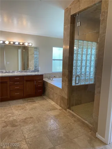 $3,800 | 436 Beardsley Circle, Henderson, NV 89052