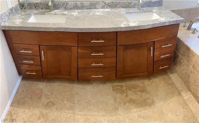 $3,800 | 436 Beardsley Circle, Henderson, NV 89052