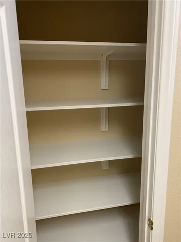 $3,900 | 436 Beardsley Circle, Henderson, NV 89052