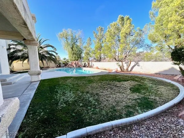 $3,850 | 436 Beardsley Circle, Henderson, NV 89052