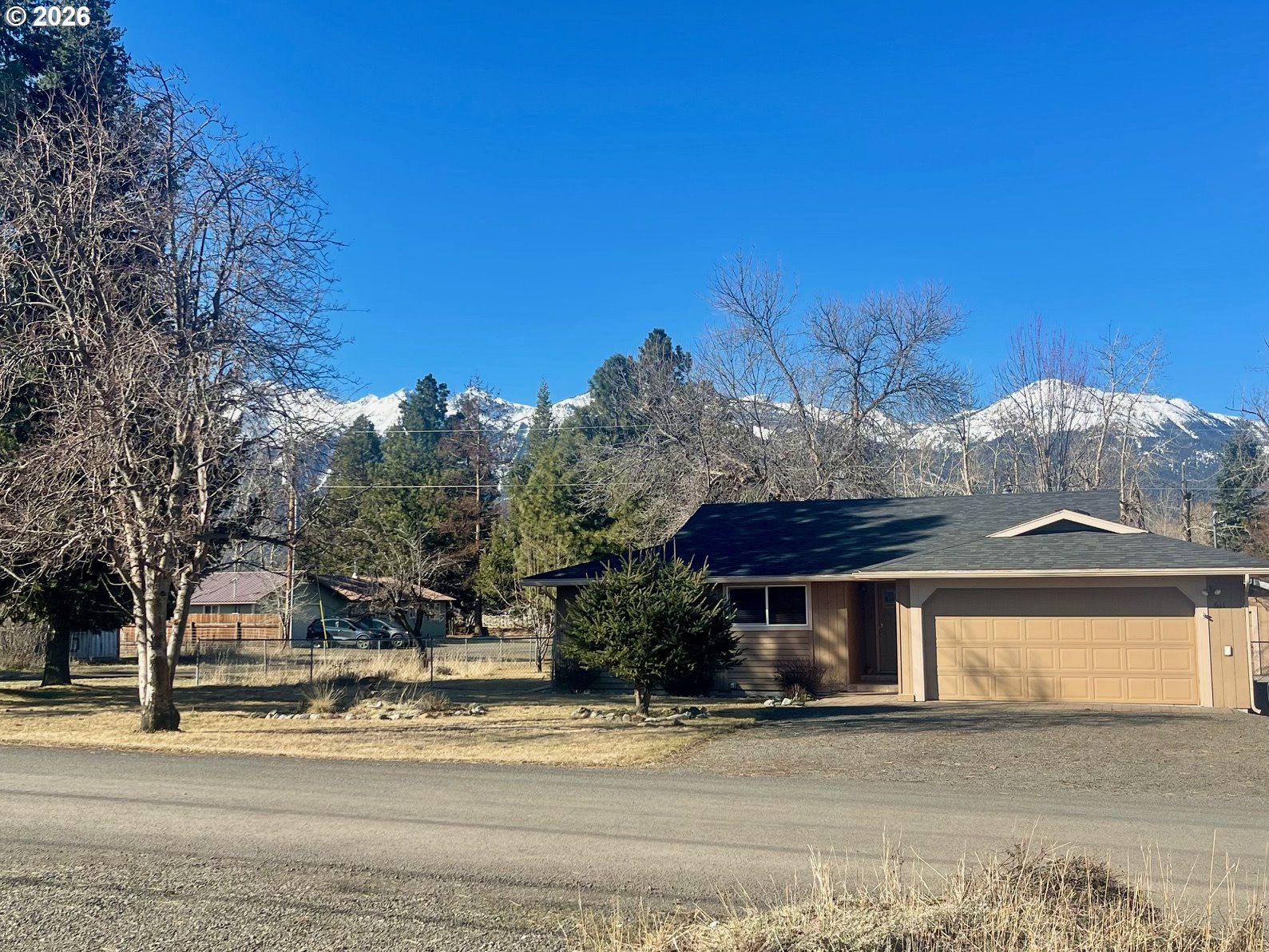 612 North Mill Street Joseph, OR 97846 - Photo 32 of 32 a front view of house with yard