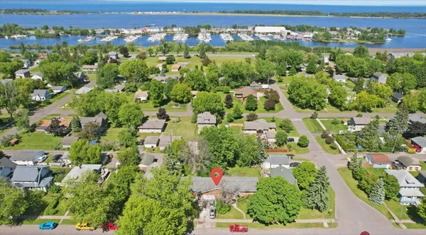 $305,000 | 1421-1425 East 5th Street, Superior, WI 54880