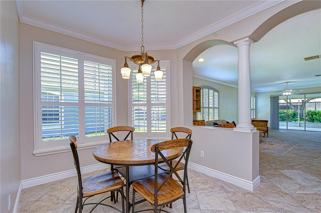 6069 Sandhill Ridge Drive Lithia, FL 33547 - Photo 4 of 42