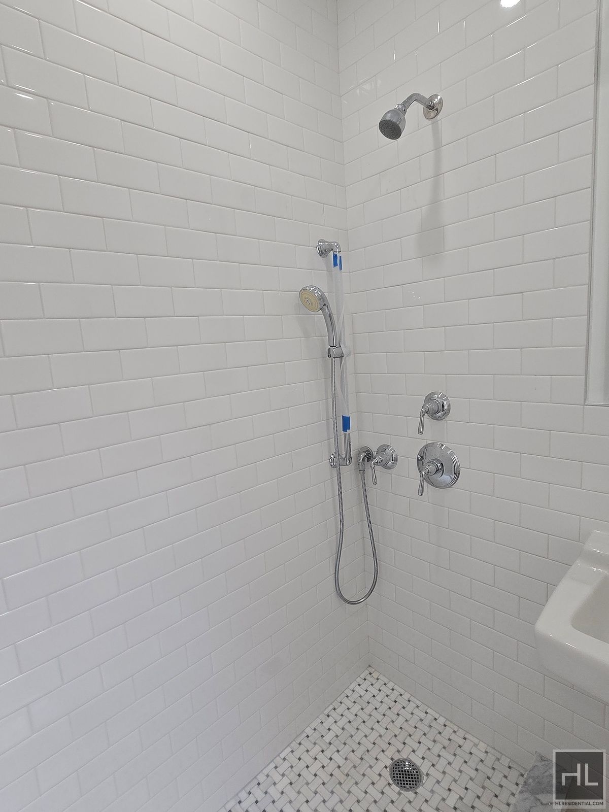 380 Riverside Drive, Unit 7K Manhattan, NY 10025 - Photo 5 of 5 a bathroom with a shower