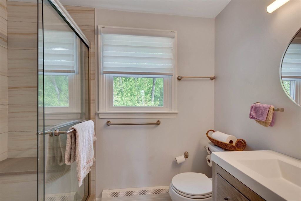 43 Joseph Road Framingham, MA 01701 - Photo 17 of 31