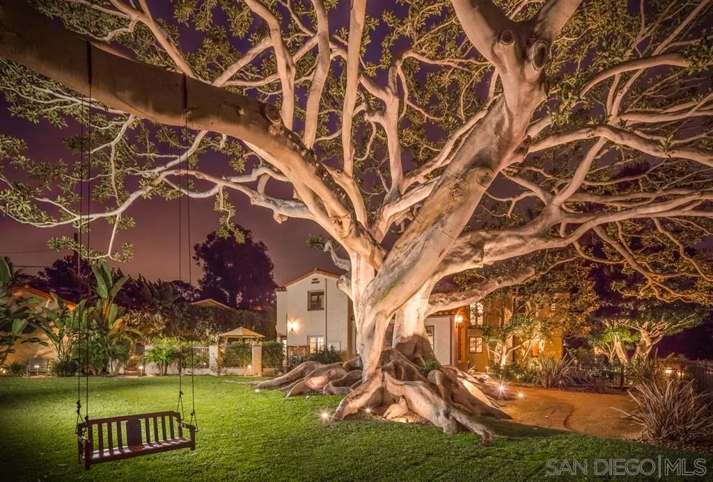 901 Highland Avenue Del Mar, CA 92014 - Photo 1 of 25 front view of a house with a yard