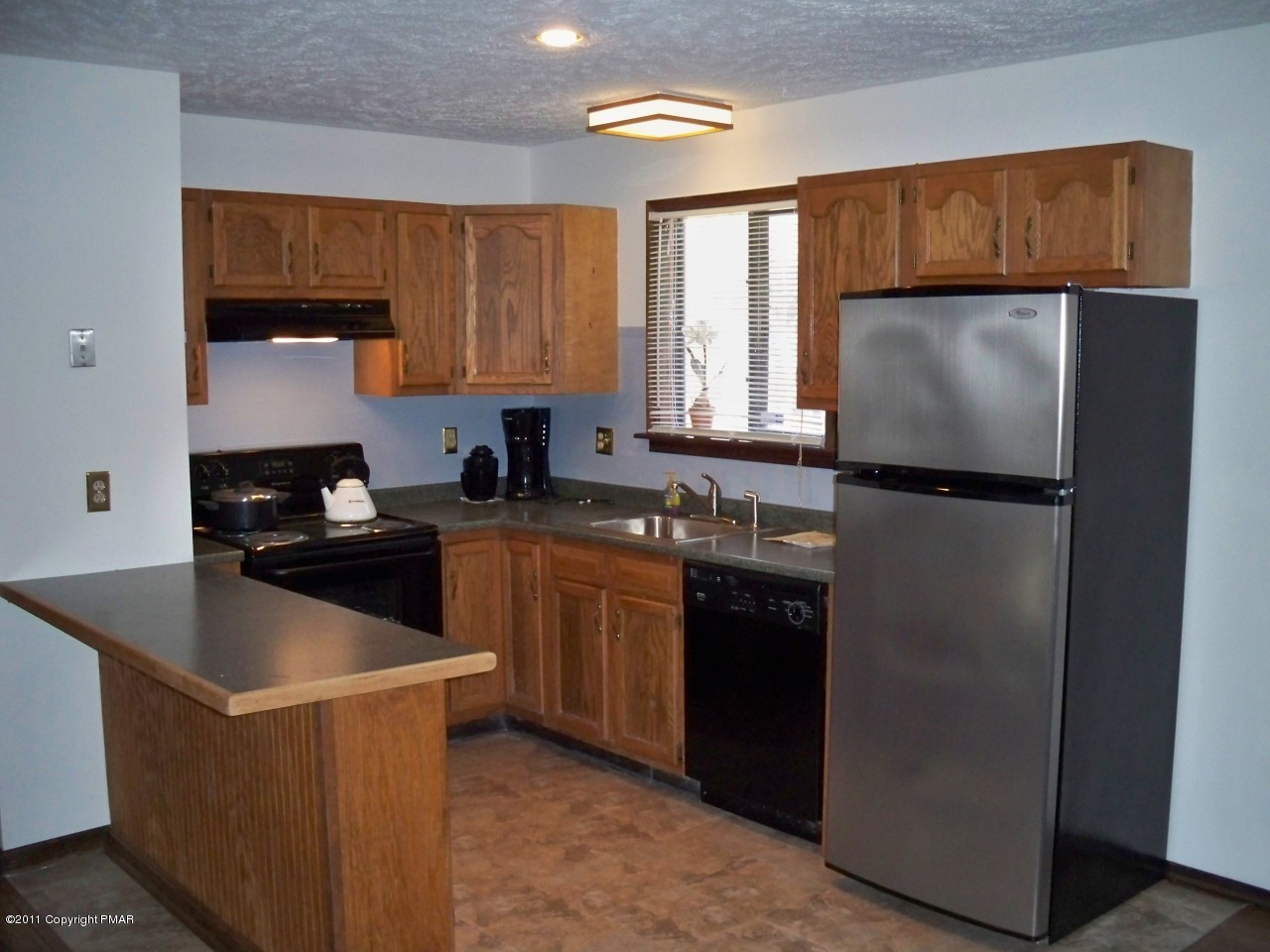 339 Sawmill Road Tobyhanna, PA 18466 - Photo 3 of 6 Kitchen