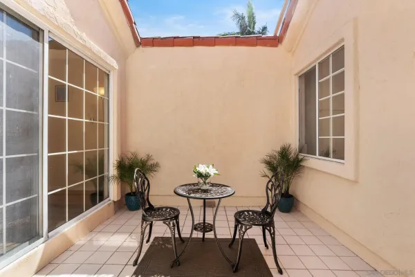 $1,340,000 | 12027 Caminito Corriente, San Diego, CA 92128