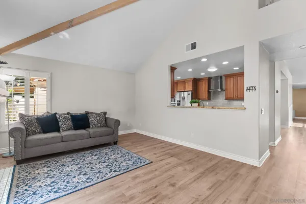 $1,340,000 | 12027 Caminito Corriente, San Diego, CA 92128