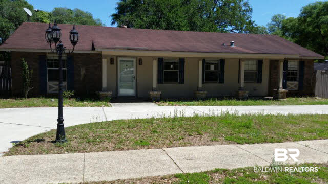 2355 Lantern Lane West Mobile, AL 36693 - Photo 2 of 16