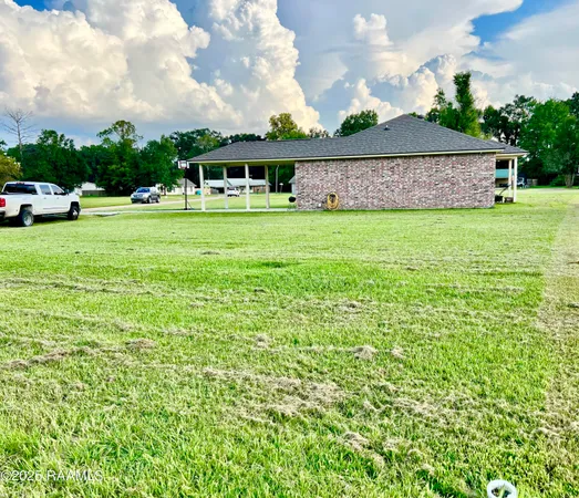 $165,000 | 133 Willow Glen Lane, Sunset, LA 70584