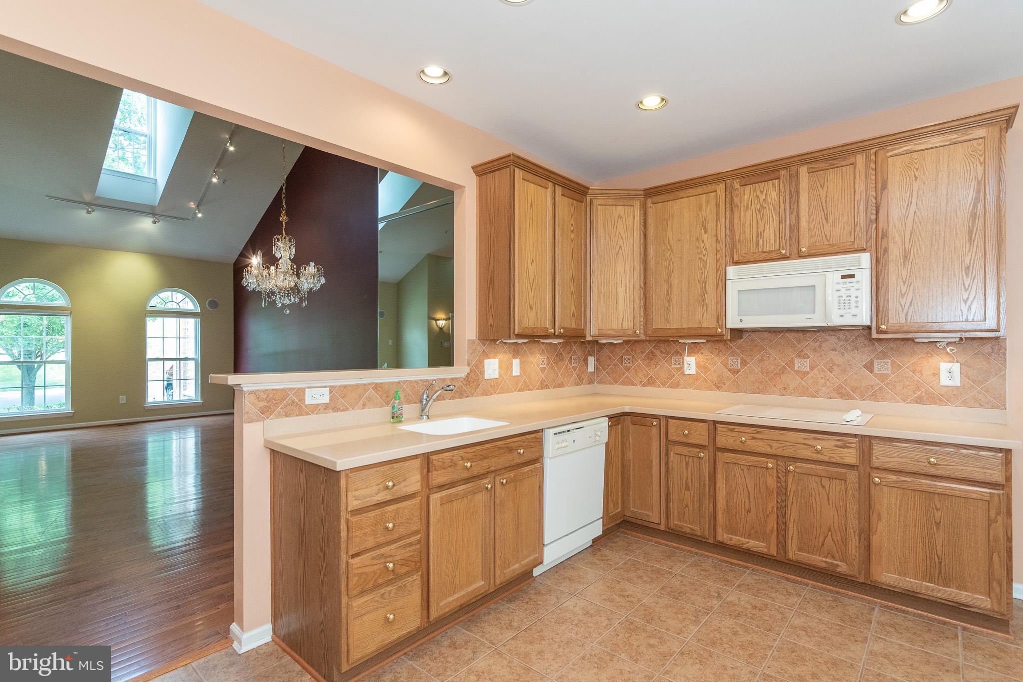 8413 Meadowsweet Road Baltimore, MD 21208 - Photo 2 of 65 Gallery Image 2