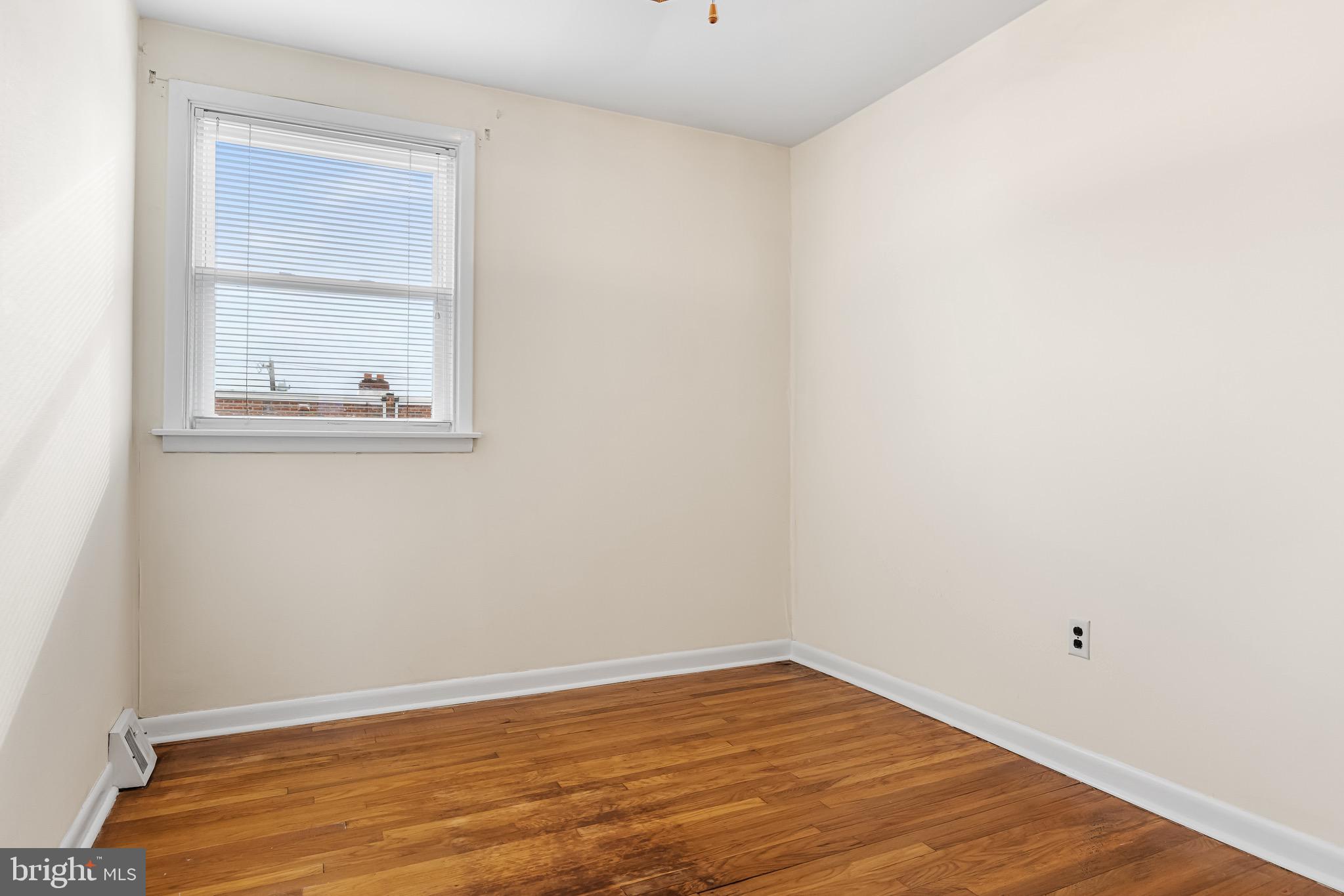 10207 Kilburn Road Philadelphia, PA 19114 - Photo 18 of 29 Gallery Image 18