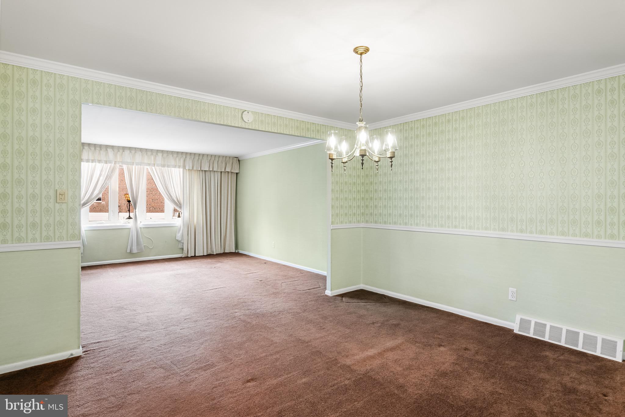 10207 Kilburn Road Philadelphia, PA 19114 - Photo 10 of 29 Gallery Image 10